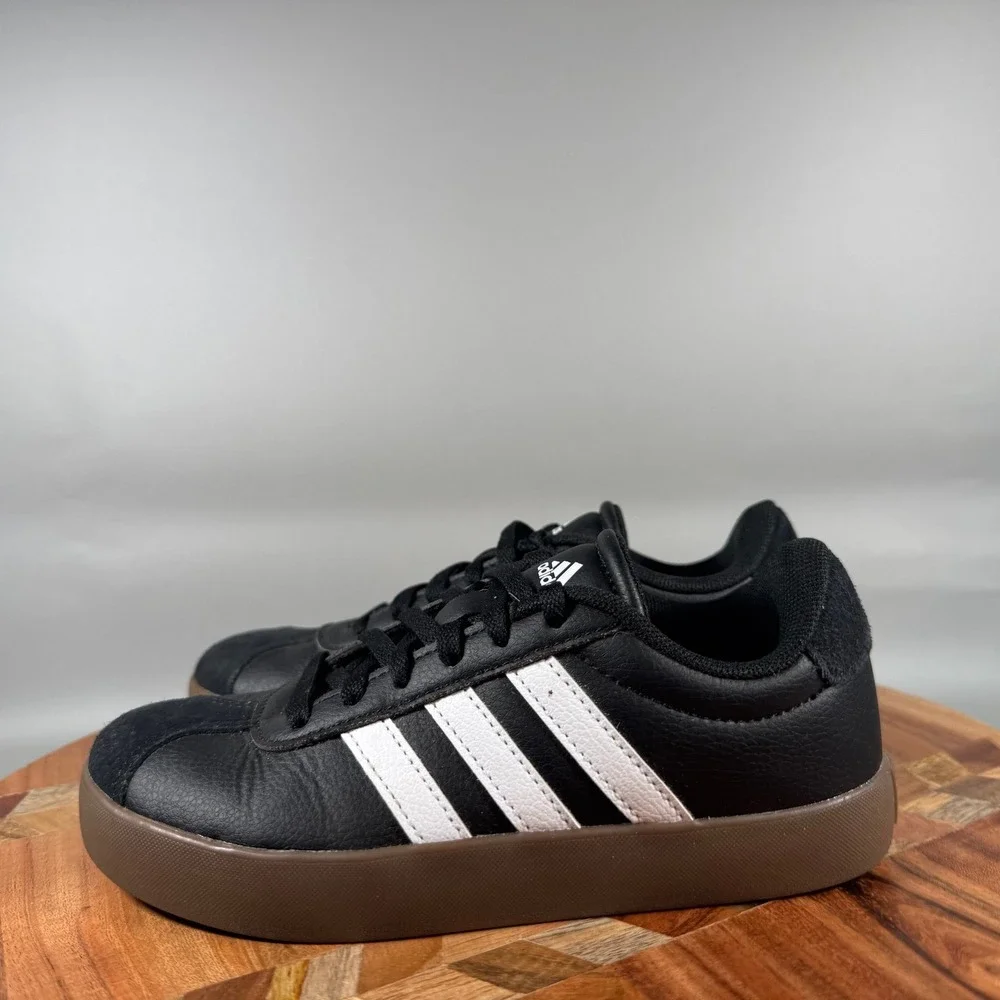 Adidas VL Court 3.0 Kids Sneakers Black White Gum Sole Size 1 US ID6301